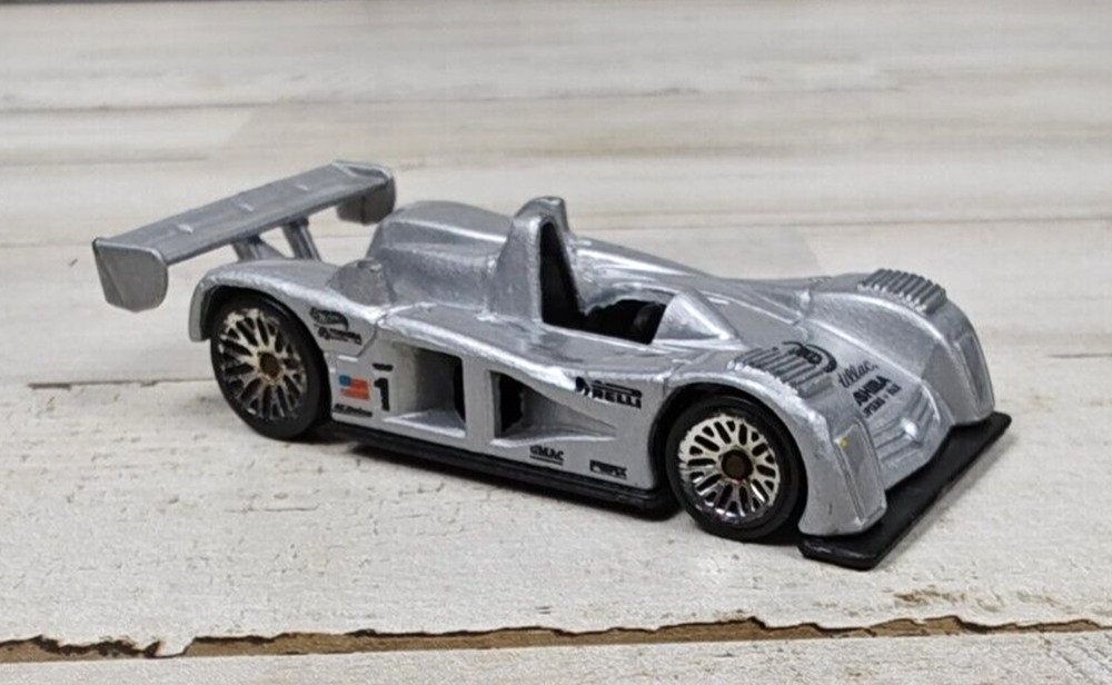 Hot Wheels Cadillac LMP GMTM 2000 Malaysia 1:64 Silver Diecast Race Car